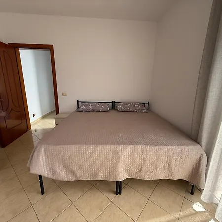 Hotelgodini Голем