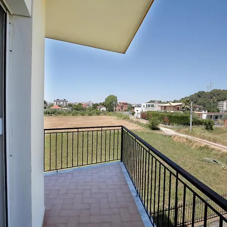 Hotelgodini Golem (Tirana)