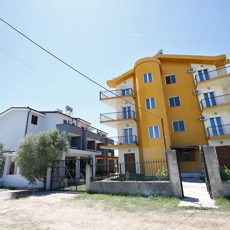 Lejlighedshotel Hotelgodini Golem (Tirana)