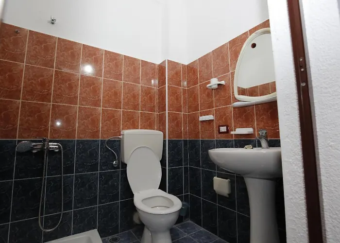 Hotelgodini 3* Golem (Tirana)