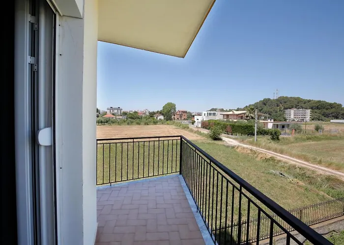 Hotelgodini Golem (Tirana)